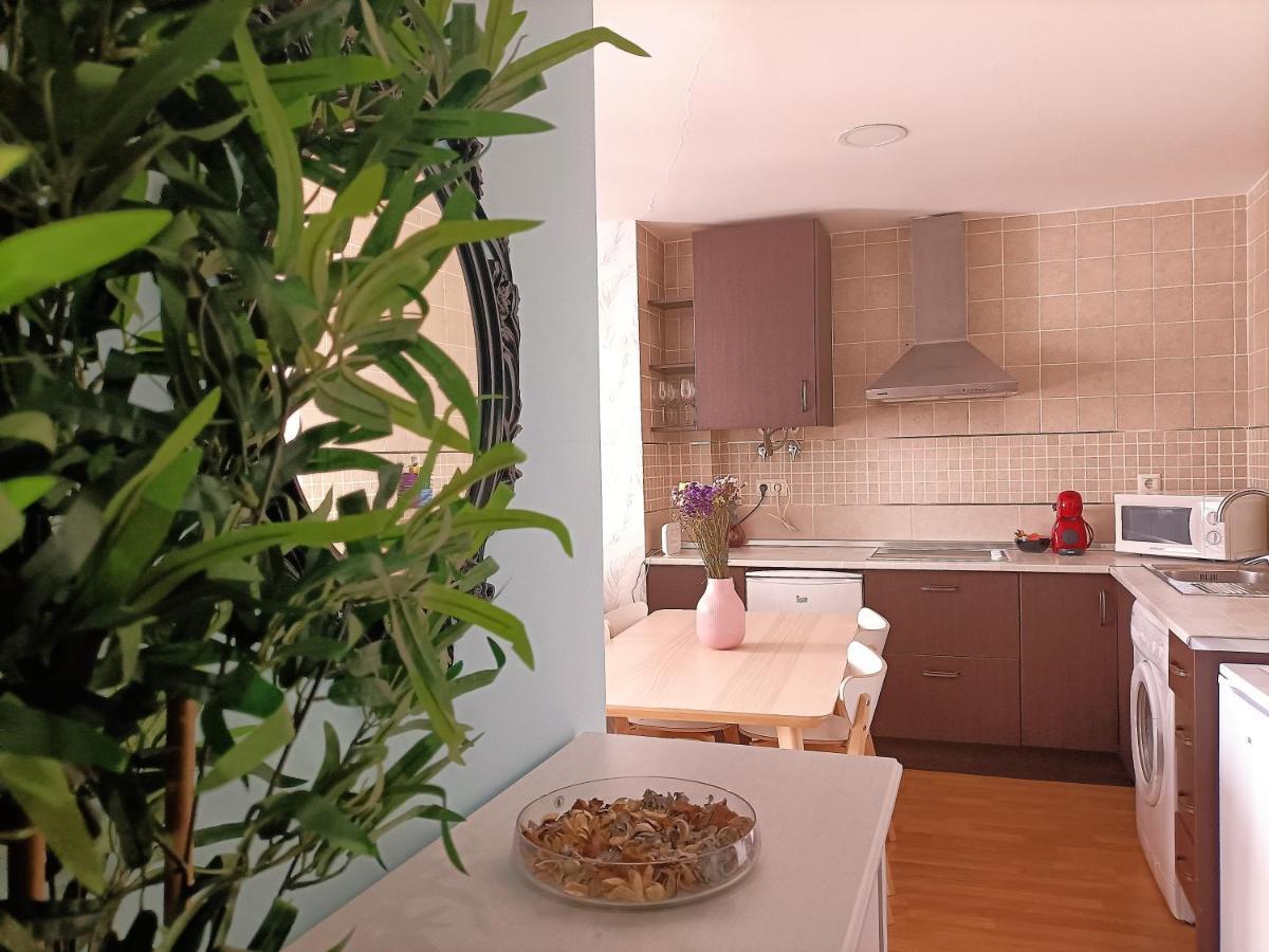 Andalusian Daydream At The Foot Of The Alhambra ! Appartement Granada Buitenkant foto